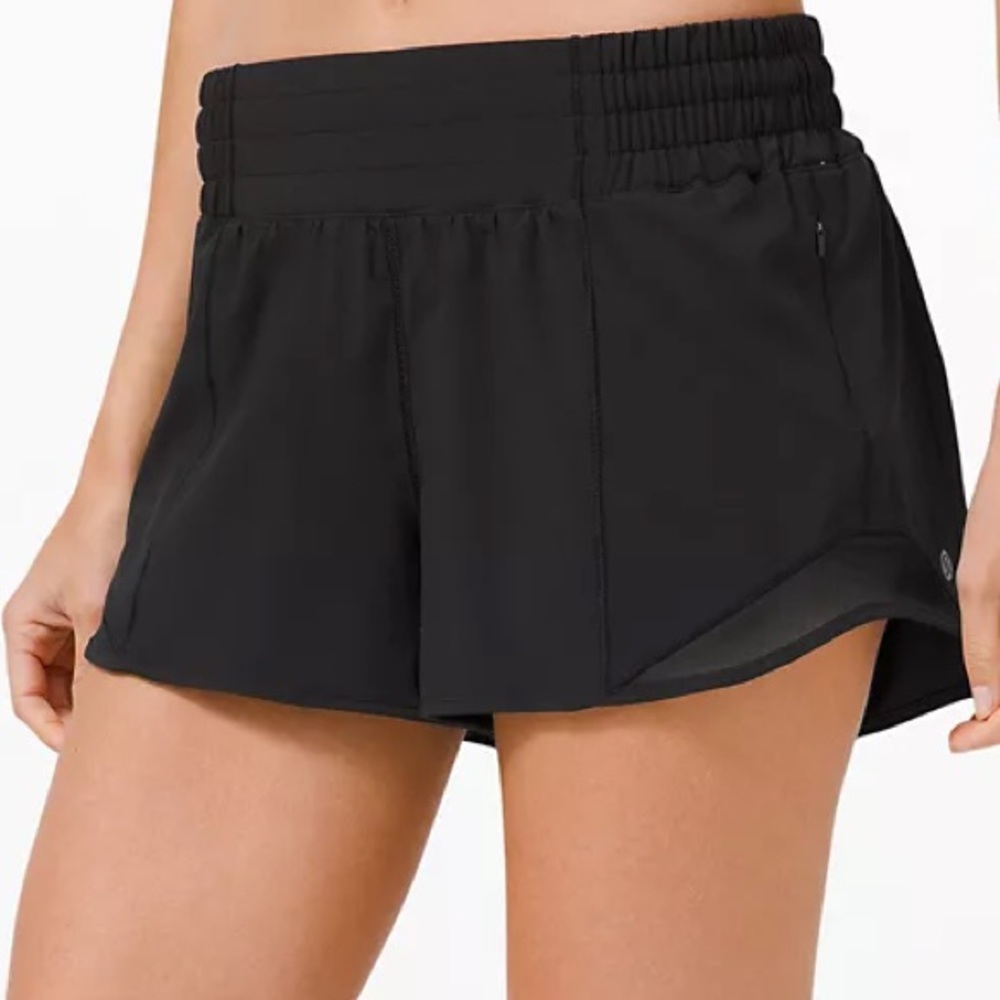 lulu lemon hotty hot shorts